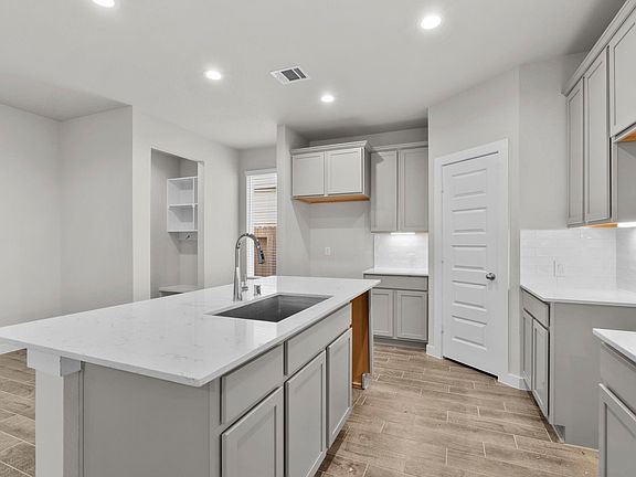 4th image of 6511 Old Cypress Landing Ln
