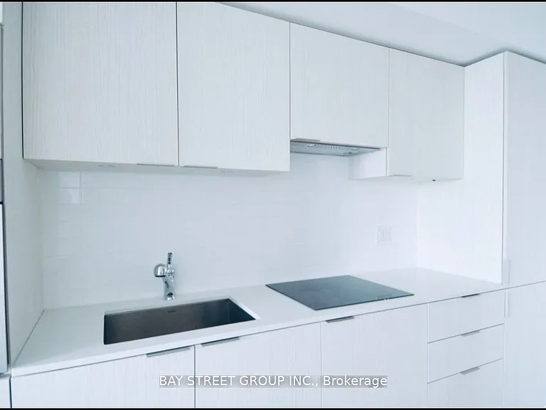 11 Wellesley St W #4109 — Photo 5
