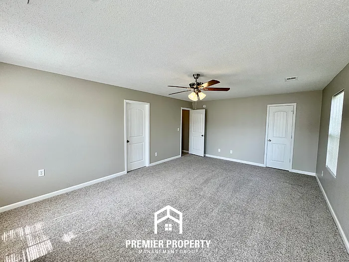 2506 Boxford Ln — Photo 12