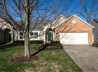 954 Raintree Ln, Maineville, OH 45039