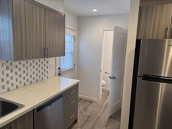 5th image of 3039 Marina Dr #3039M24