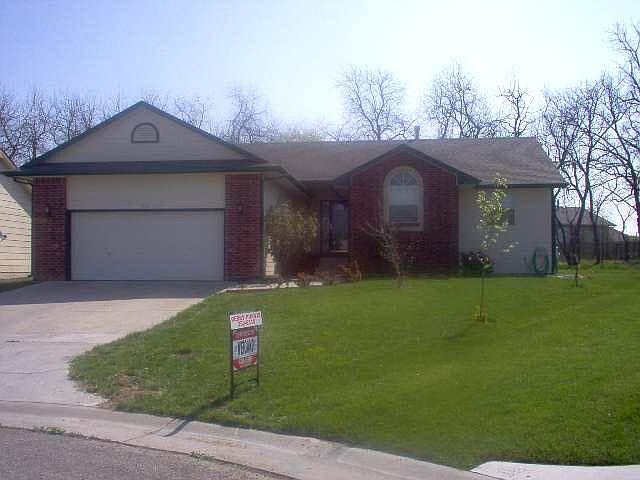 1st image of 610 Havenwood Ct