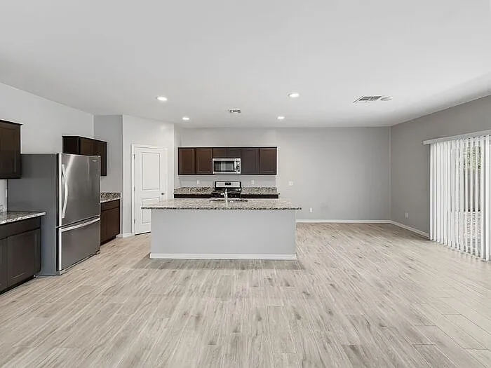 19575 W Annika Dr — Photo 16