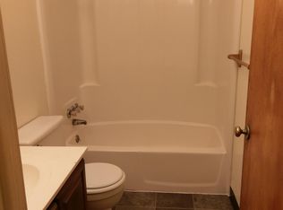 490-492 W Main St, Cortland, OH 44410