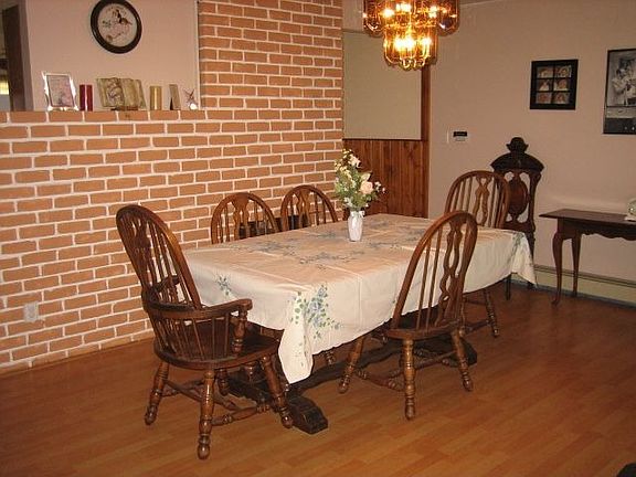 5th image of 9 Hardy Ln