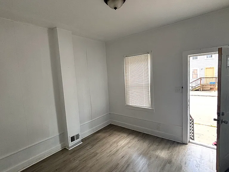 134 Thompson St #1 — Photo 1