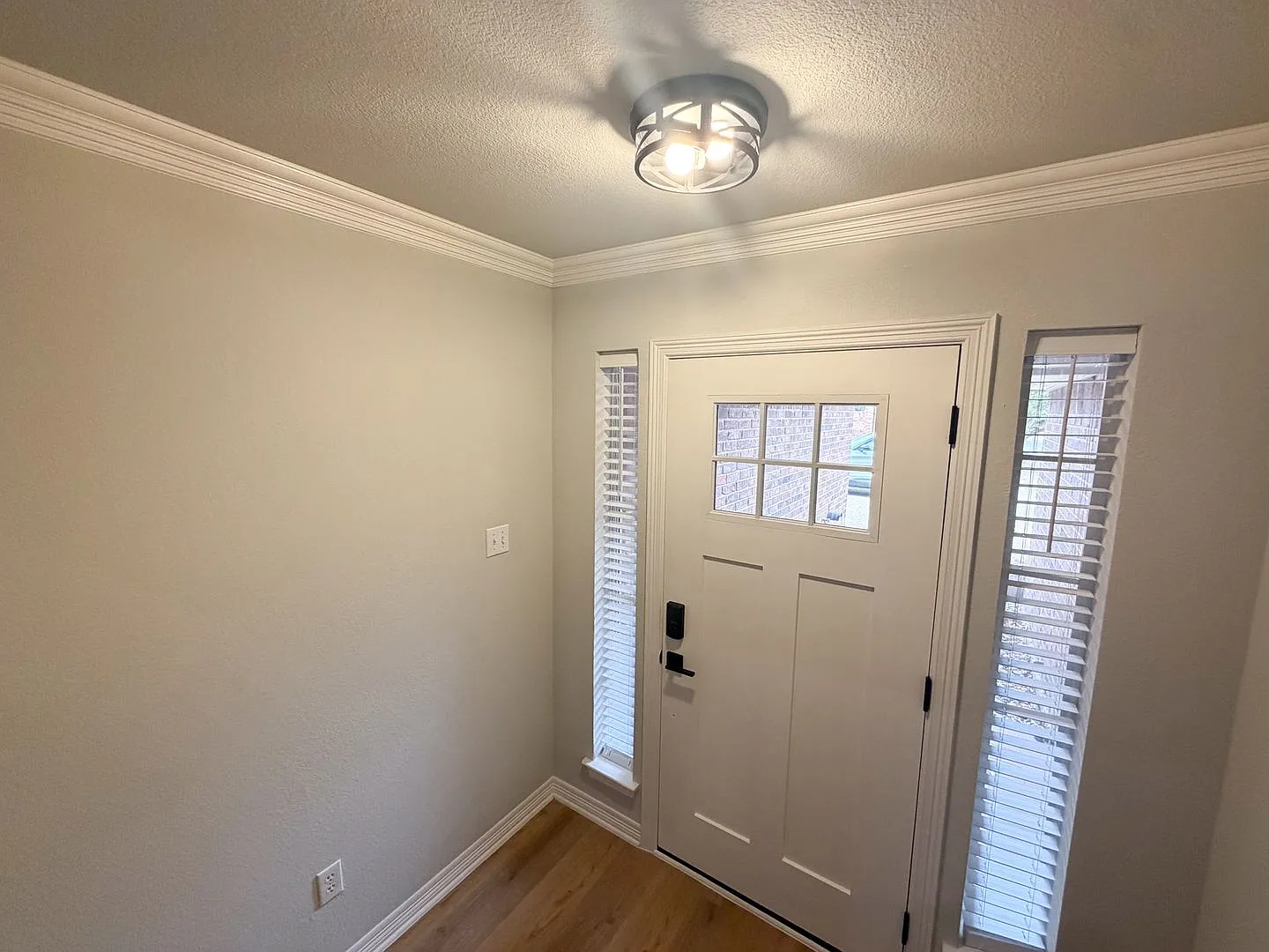2 Country Club Pl - Gorgeous 3 Bedroom, 2 Bathroom Townhome in Waxahachie, TX! — Photo 2