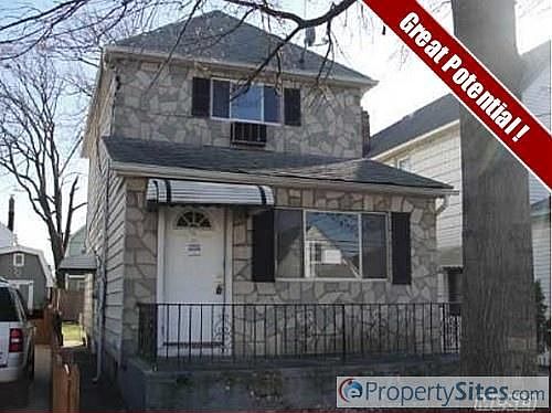 2nd image of 42 Charles St