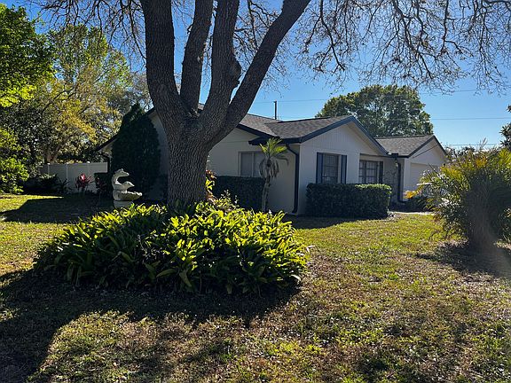 3rd image of 1887 W Chapel Dr