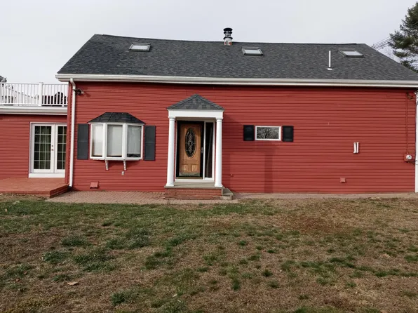 5 Larrabee, Lewiston, ME 04240