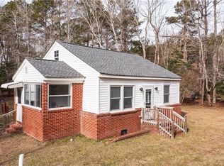 7049 Crittenden Rd, Suffolk, VA 23432
