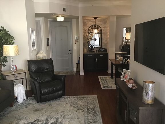 2nd image of 501 Mirasol Cir APT 419