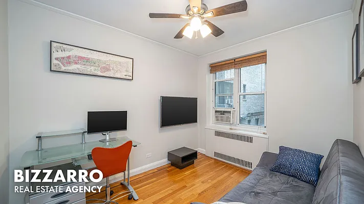 Living room, photo 4