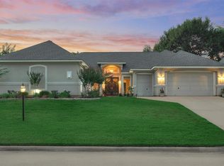 43 Greenview St, Montgomery, TX 77356