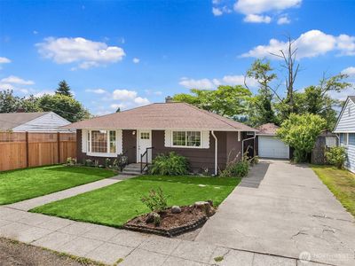 7337 19th Avenue SW, Seattle, WA, 98106