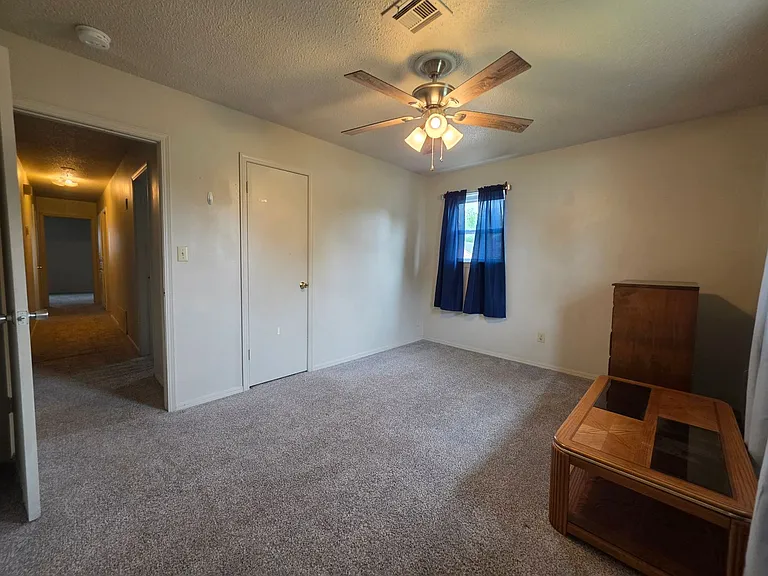 1 Red Oak Rd — Photo 34