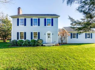 72 Long Ln, East Hampton, NY 11937