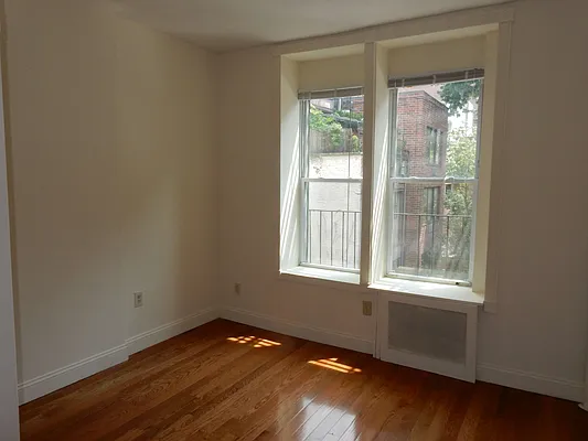 Rented by Aimee Grodanz, LREB | media 34