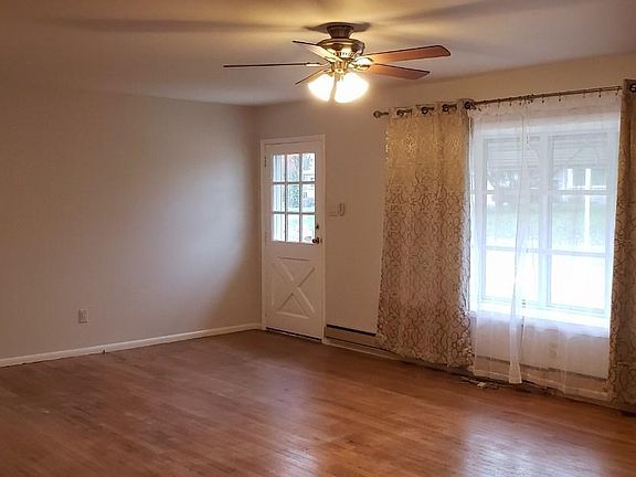 2nd image of 520 Logan Ave