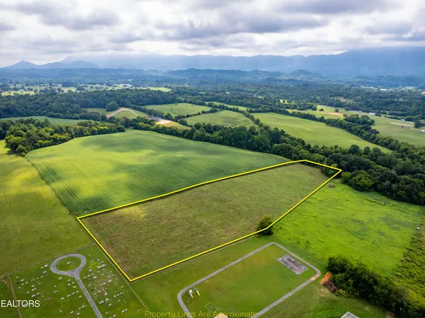 1944 Jeffries Hollow Rd, Seymour, TN 37865