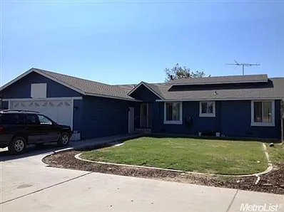 530 W Harding Rd photo 1