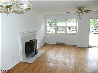 2nd image of 1495 Washington St