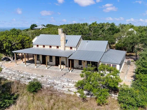 309 Ridgeview Dr, Fredericksburg, TX 78624