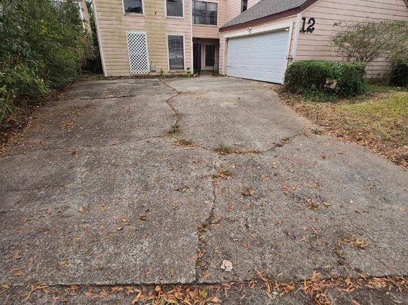 1746 Cloister Dr APT 12