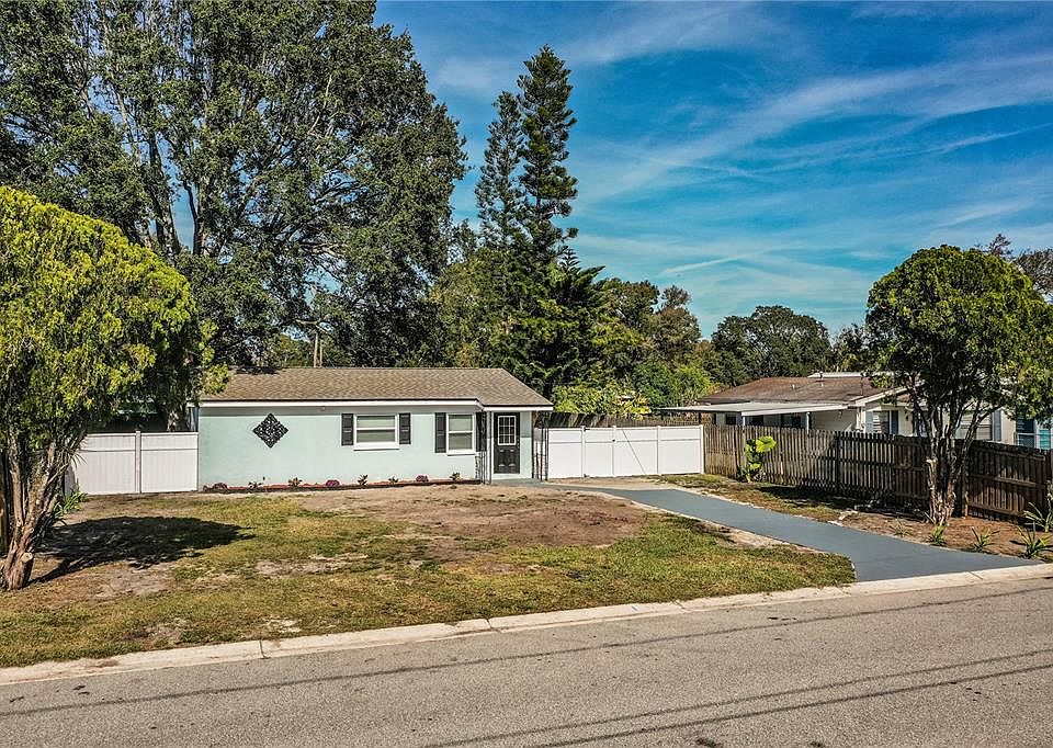 1st image of 115 FLAMINGO DRIVE