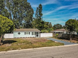 115 Flamingo Dr, Auburndale, FL 33823