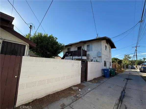1047 E New York St, Long Beach, CA 90813