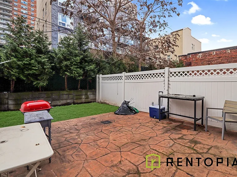 34 Meserole St #1 — Photo 1