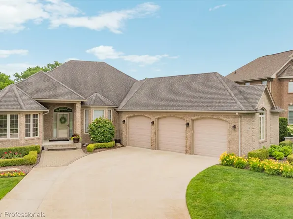 16238 Via Mera, Macomb, MI 48044