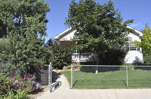 2nd image of 809 Glen Dale St