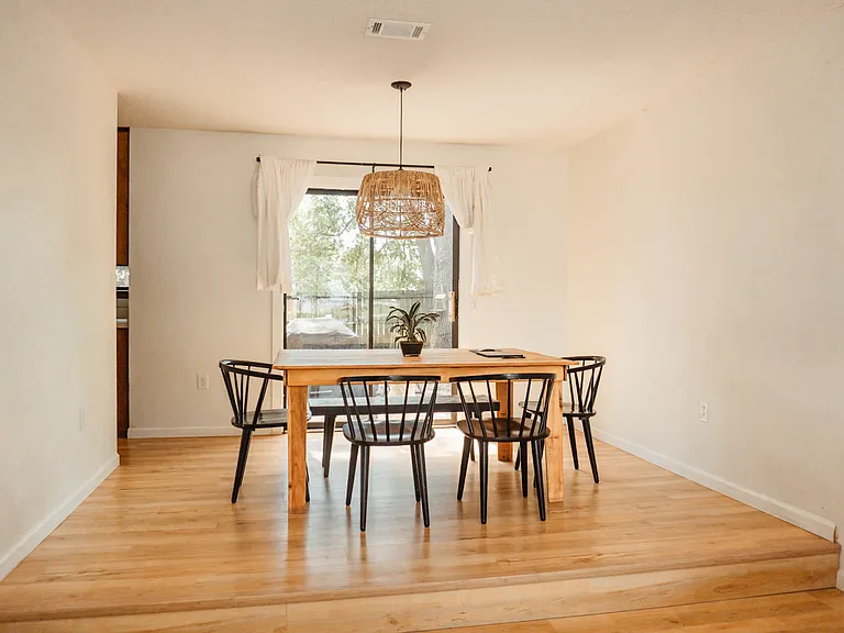 118 Kipling Dr — Photo 4