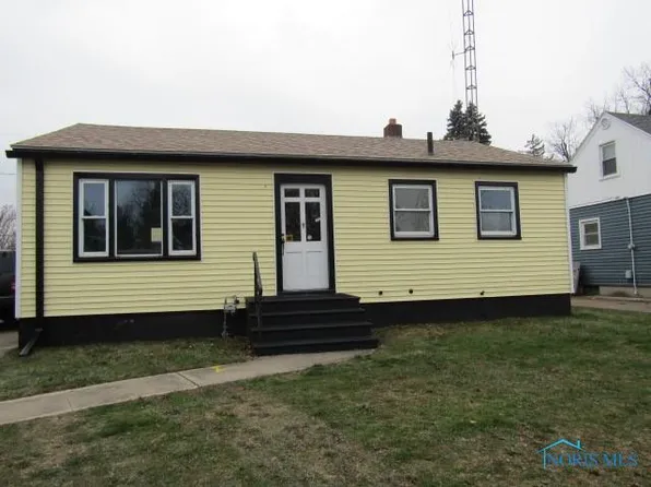 2910 113th St, Toledo, OH 43611