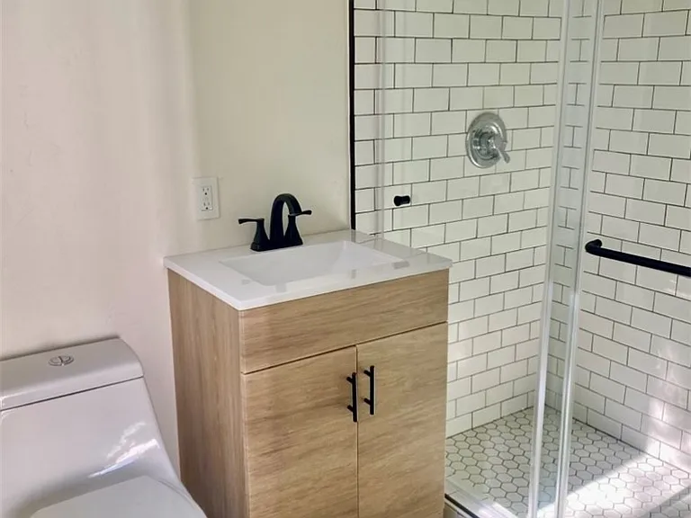 9552 Ventura Way — Photo 14
