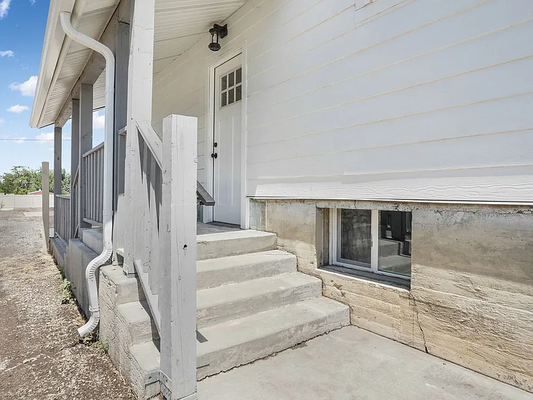 259 E Main St N #2 — Photo 10