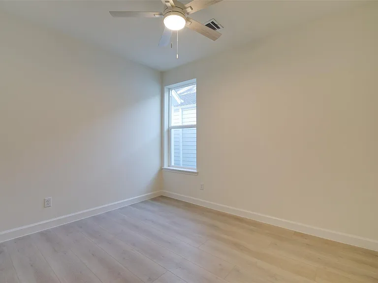 957 Ringold St — Photo 38