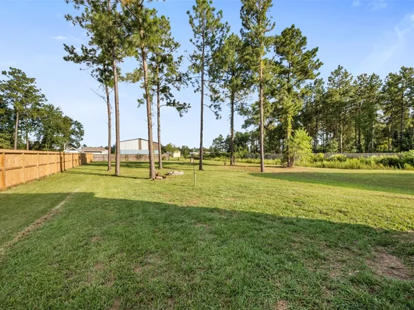 1044 Road 5203, Cleveland, TX 77327