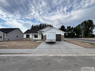 383 Wind River Dr, Shelley, ID 83274