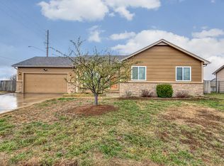 2327 S Parkridge St, Wichita, KS 67209
