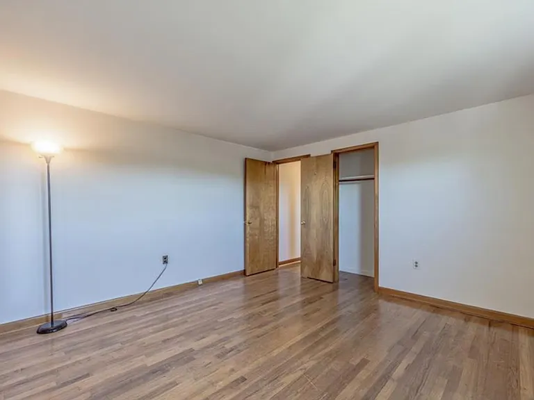 88 Maple Ave #2 — Photo 10