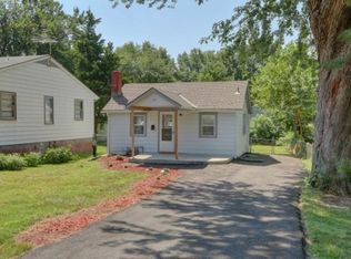 19 W 80th St, Kansas City, MO 64114