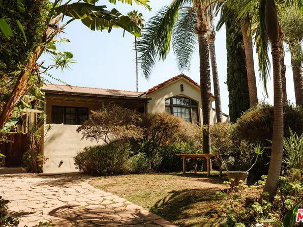 8561 Rugby Dr, West Hollywood, CA 90069