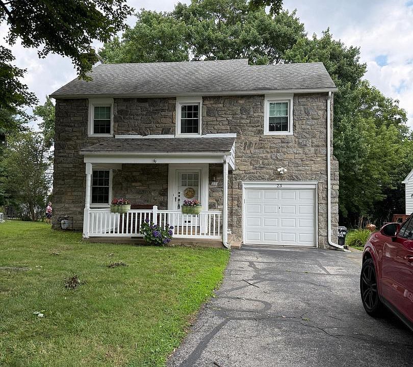 1st image of 23 W Woodland Ave