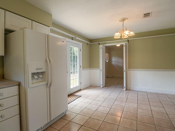 2610 W Stevens Cr-106