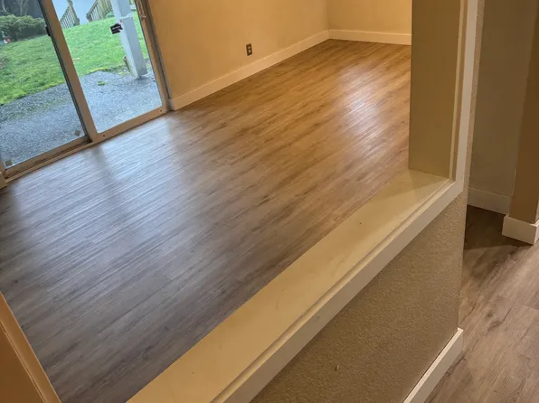 6707 204th St SW APT C102, Brier, WA 98036