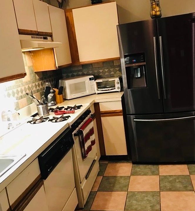 2nd image of 84-10 101st St #2G
