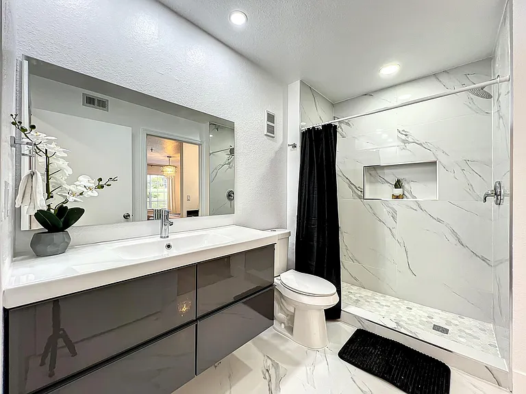 7300 Westpointe Blvd #712 — Photo 16